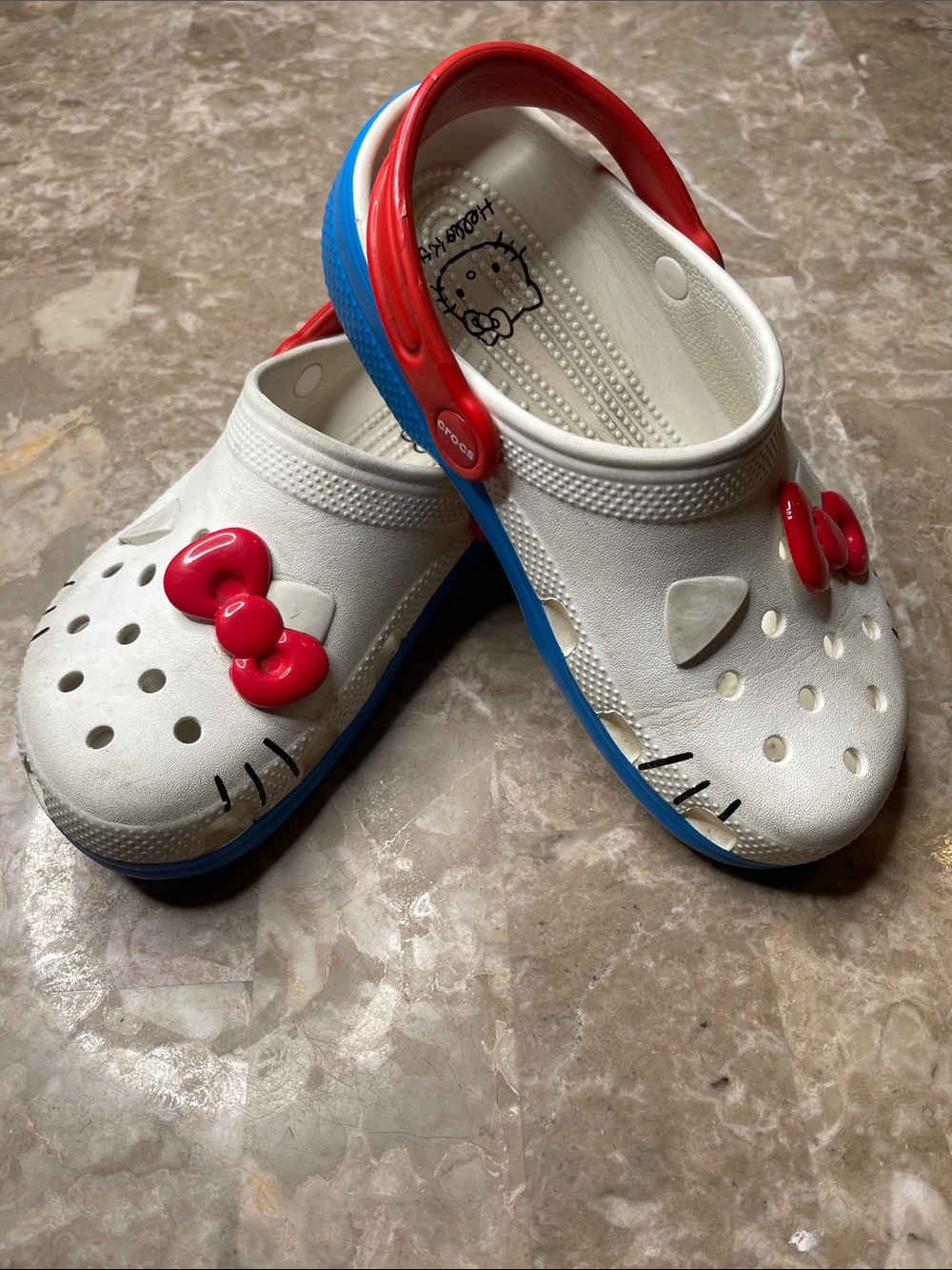 CROCS Kids White Clogs with Red Accents and Blue Midsoles